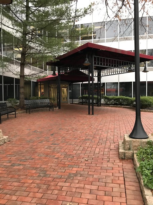 turnpike-office-plaza